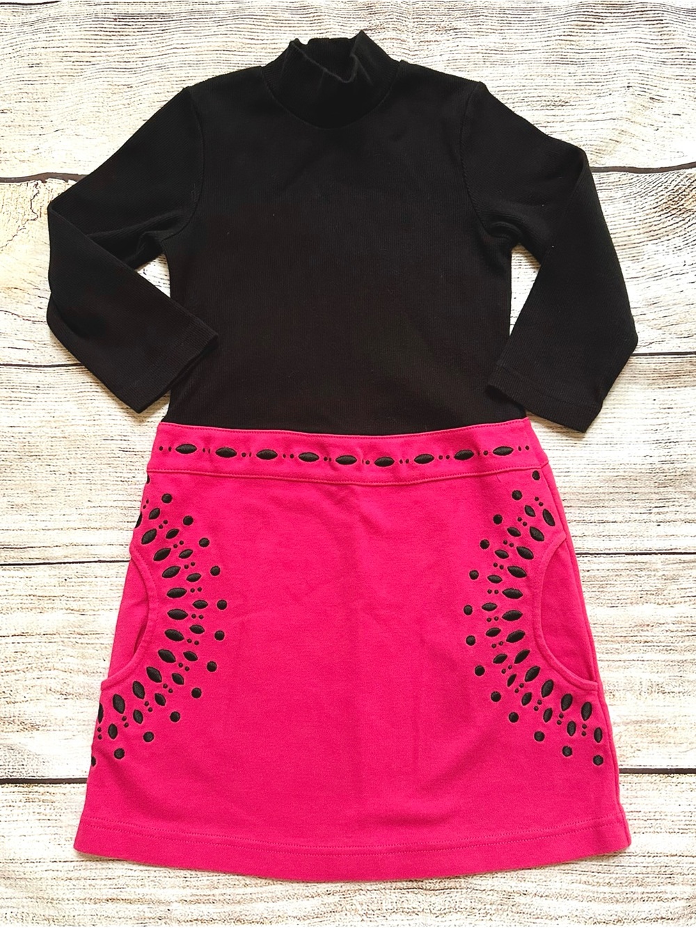 KC Parker Black & Pink Mockneck Knit Dress w. Embroidered Pockets Girl’s Sz 7